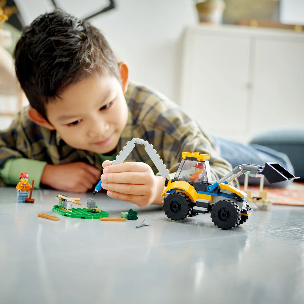 LEGO City Big Wheel Gift Set, 2in1 Tractor and Construction Digger Building Toy Sets Plus Farm Garden & Scarecrow Bonus Pack, Outstanding Gift for Boys and Girls Ages 5 and up, 66772