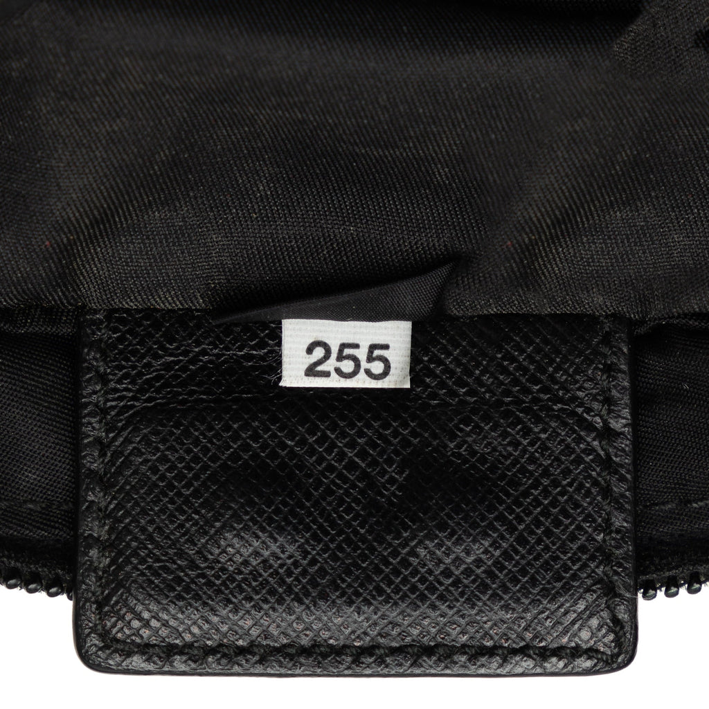 Pre-Owned Authenticated Prada Tessuto Crossbody Nylon Fabric Black Crossbody Bag Unisex (Good)