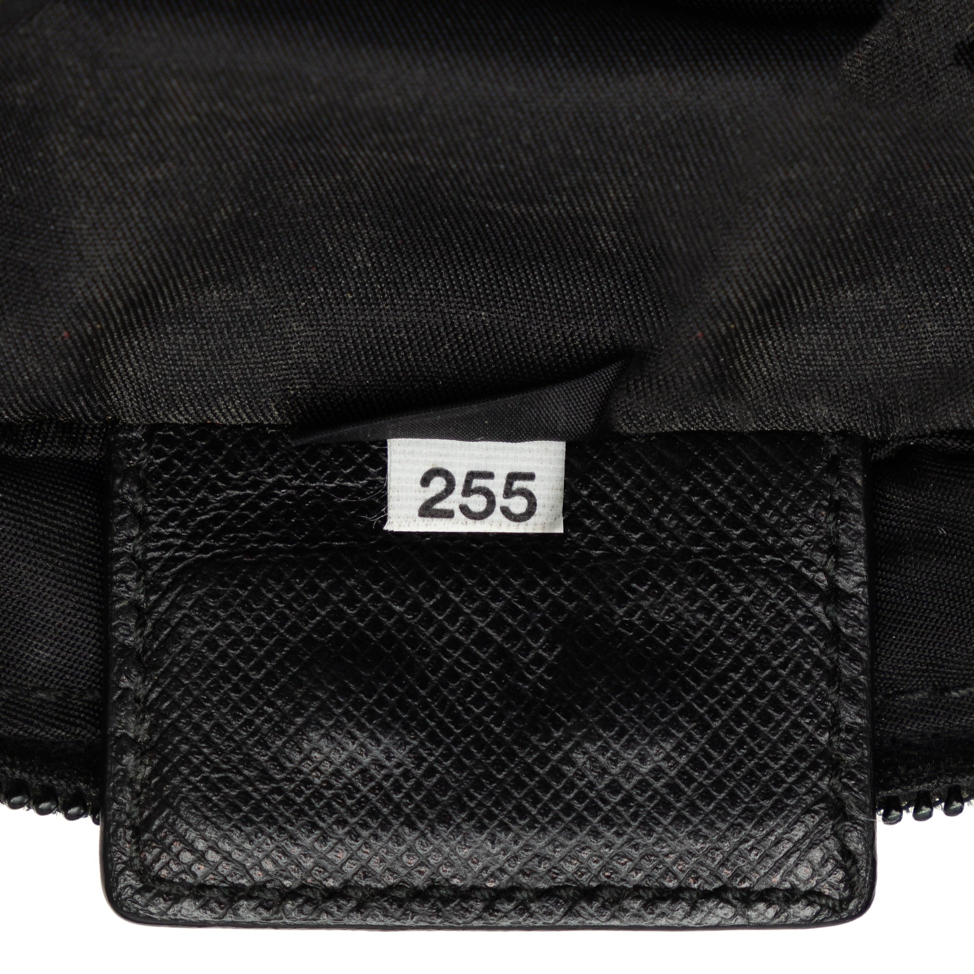 Pre-Owned Authenticated Prada Tessuto Crossbody Nylon Fabric Black Crossbody Bag Unisex (Good)