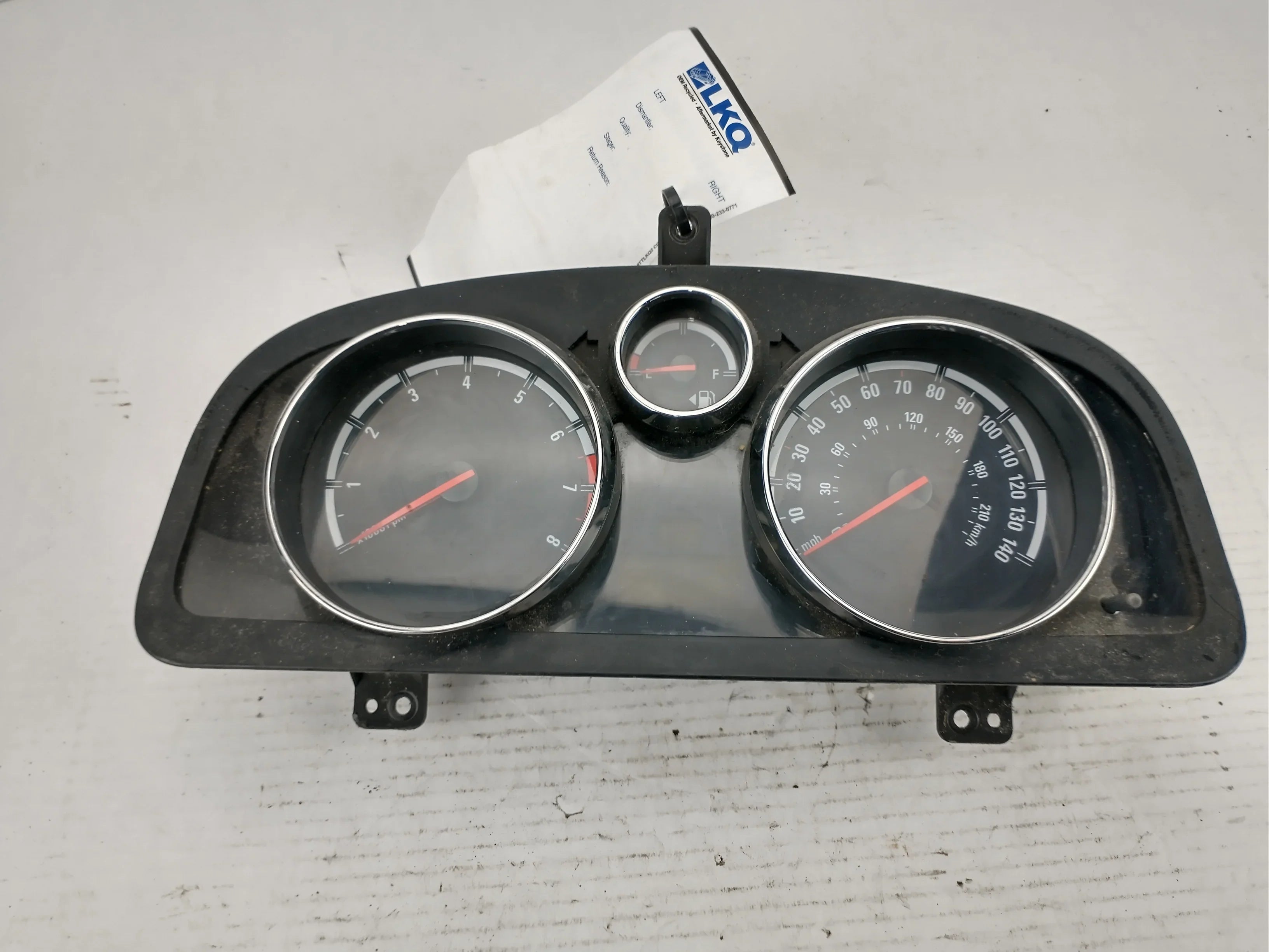 Pre-Owned 08 09 Saturn VUE Speedometer Head Cluster OEM (Good)