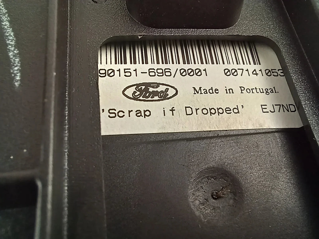 Pre-Owned 2013 Ford Escape Sony Radio Control Panel OEM (Good)