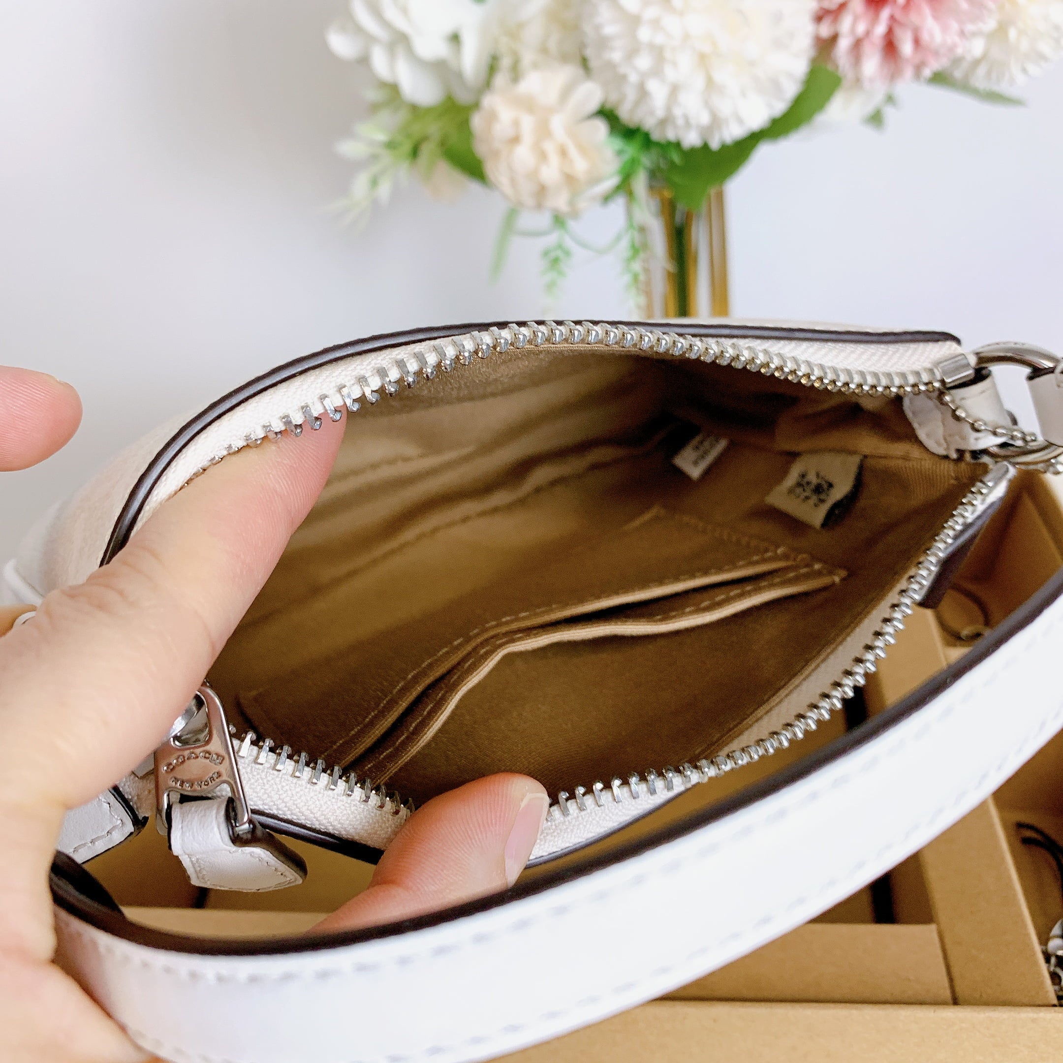 Coach CN045 Boxed Nolita 15 In Signature Canvas IN Chalk Glacier White Multi