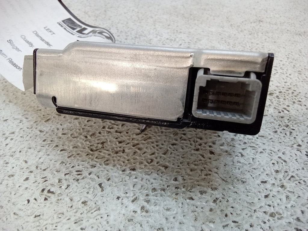 Pre-Owned 2017 Toyota Prius Front Windshield Lane Departure Warning Camera 8646C47030 OEM (Good)
