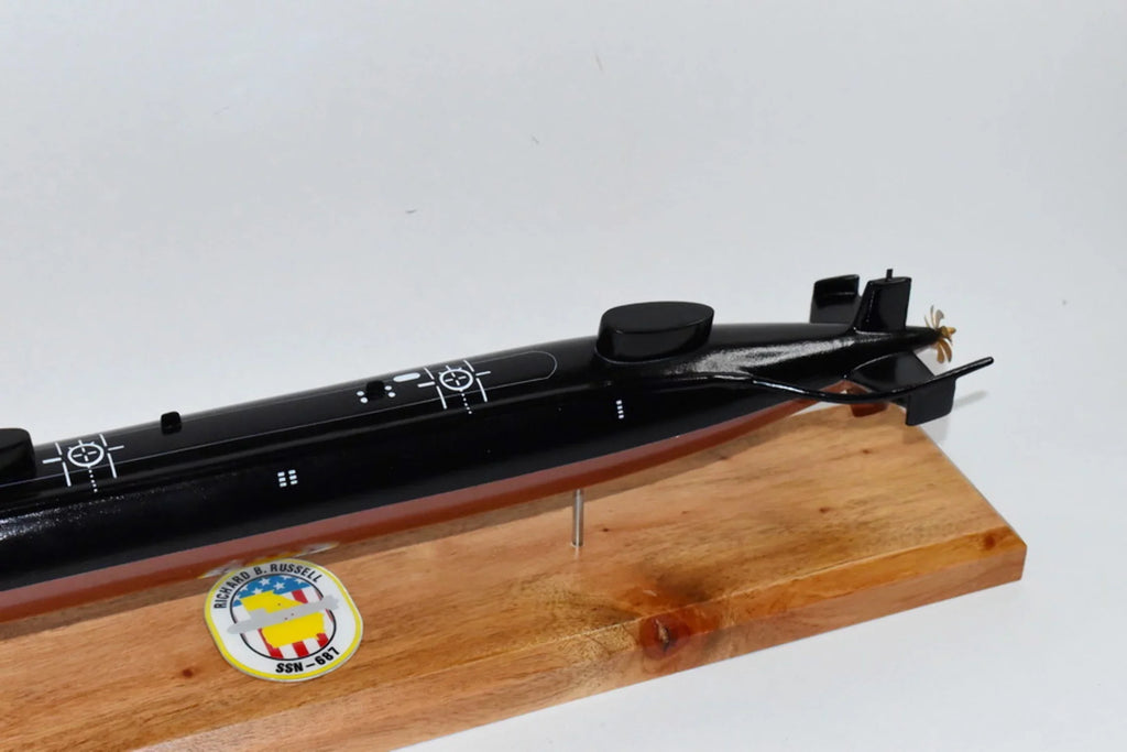 USS Richard B. Russell SSN-687 Submarine Model, US Navy, Scale Model, Mahogany, Sturgeon Class