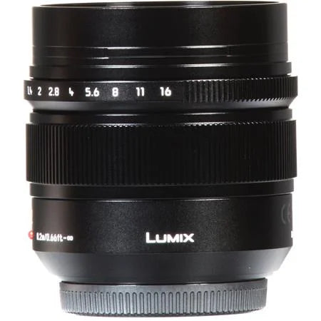 Lumix G Leica DG Summilux 12mm f/1.4 Aspherical Lens for Micro Four Thirds, Black